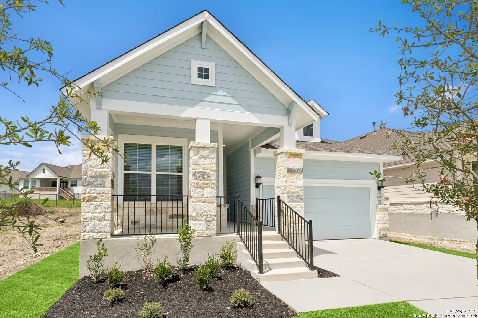 8219 Wellstone