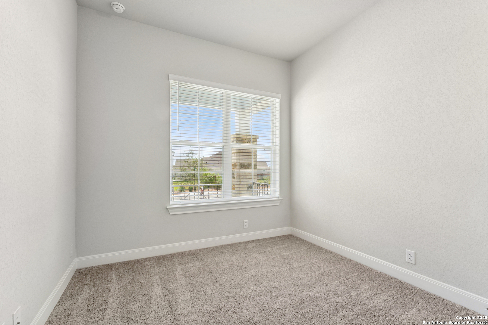 8219 Wellstone
