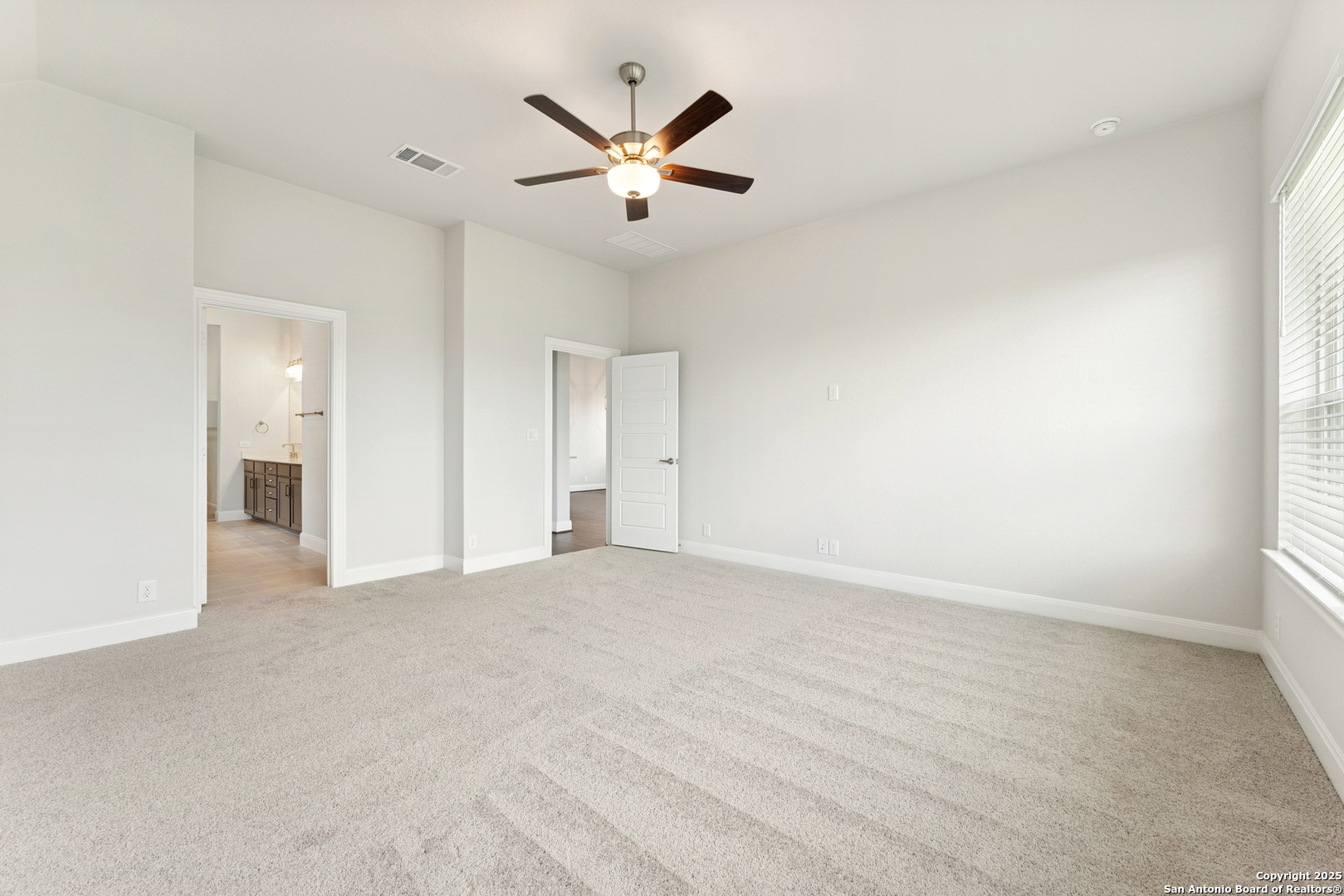 8219 Wellstone