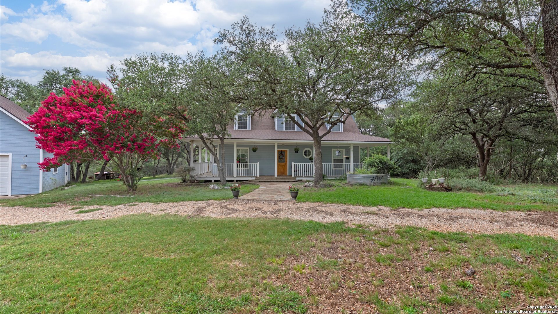 689 Abels Way
