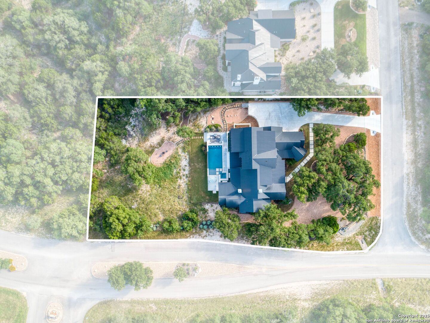 207 River Bend