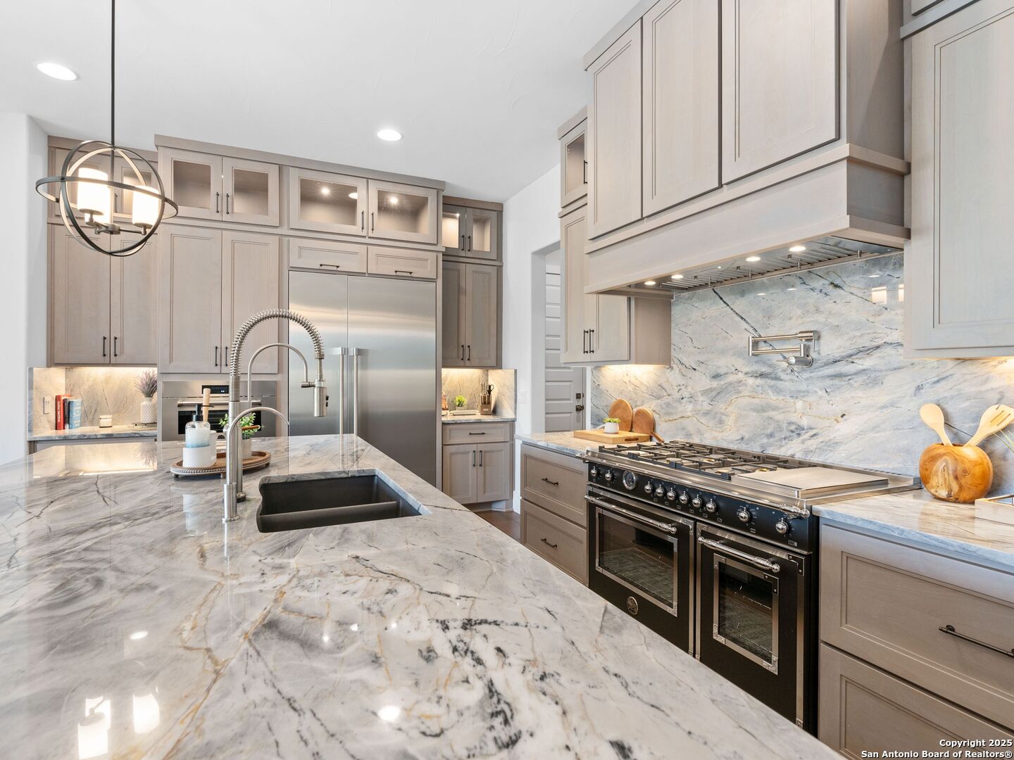 207 River Bend