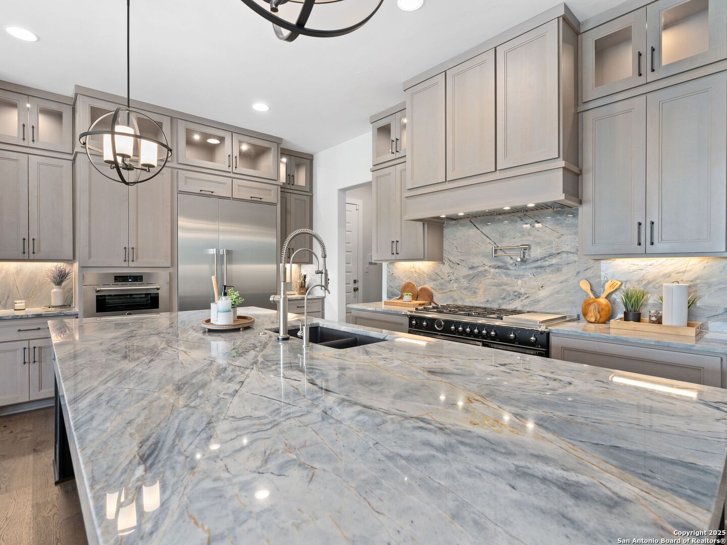 207 River Bend