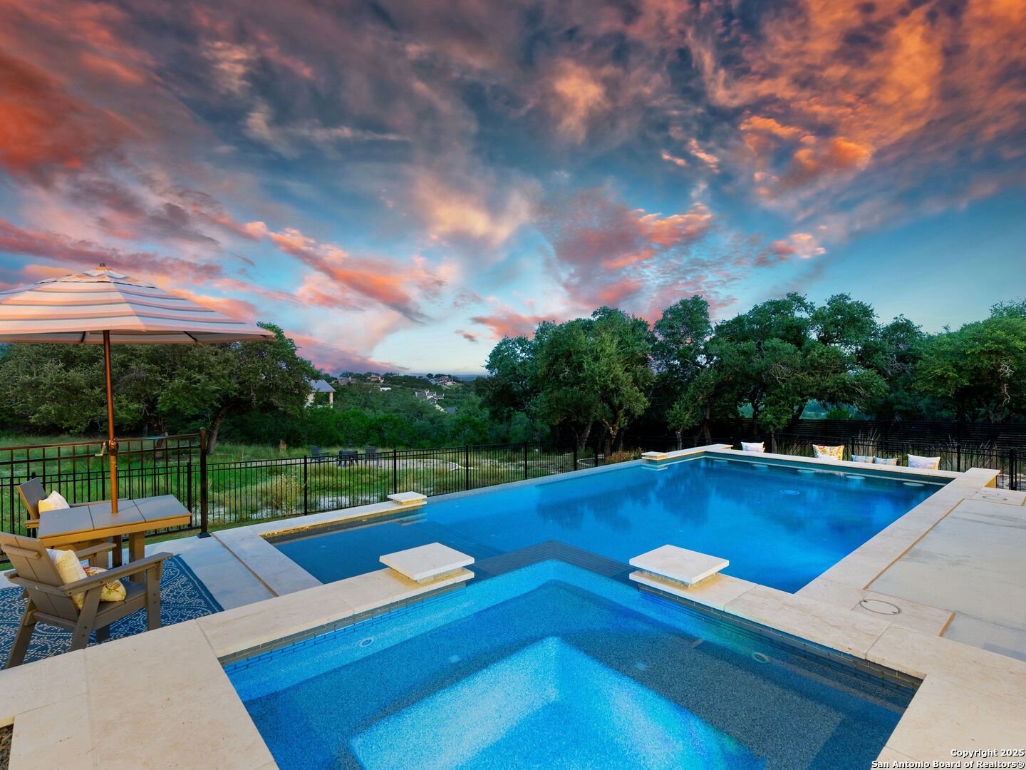 207 River Bend