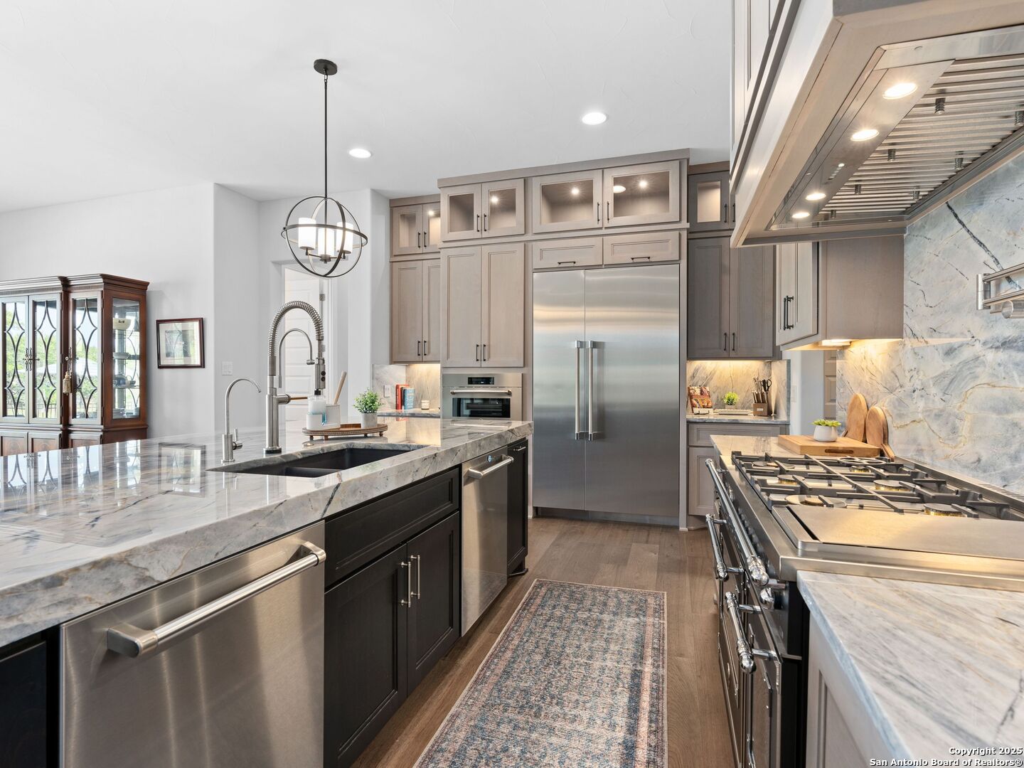 207 River Bend