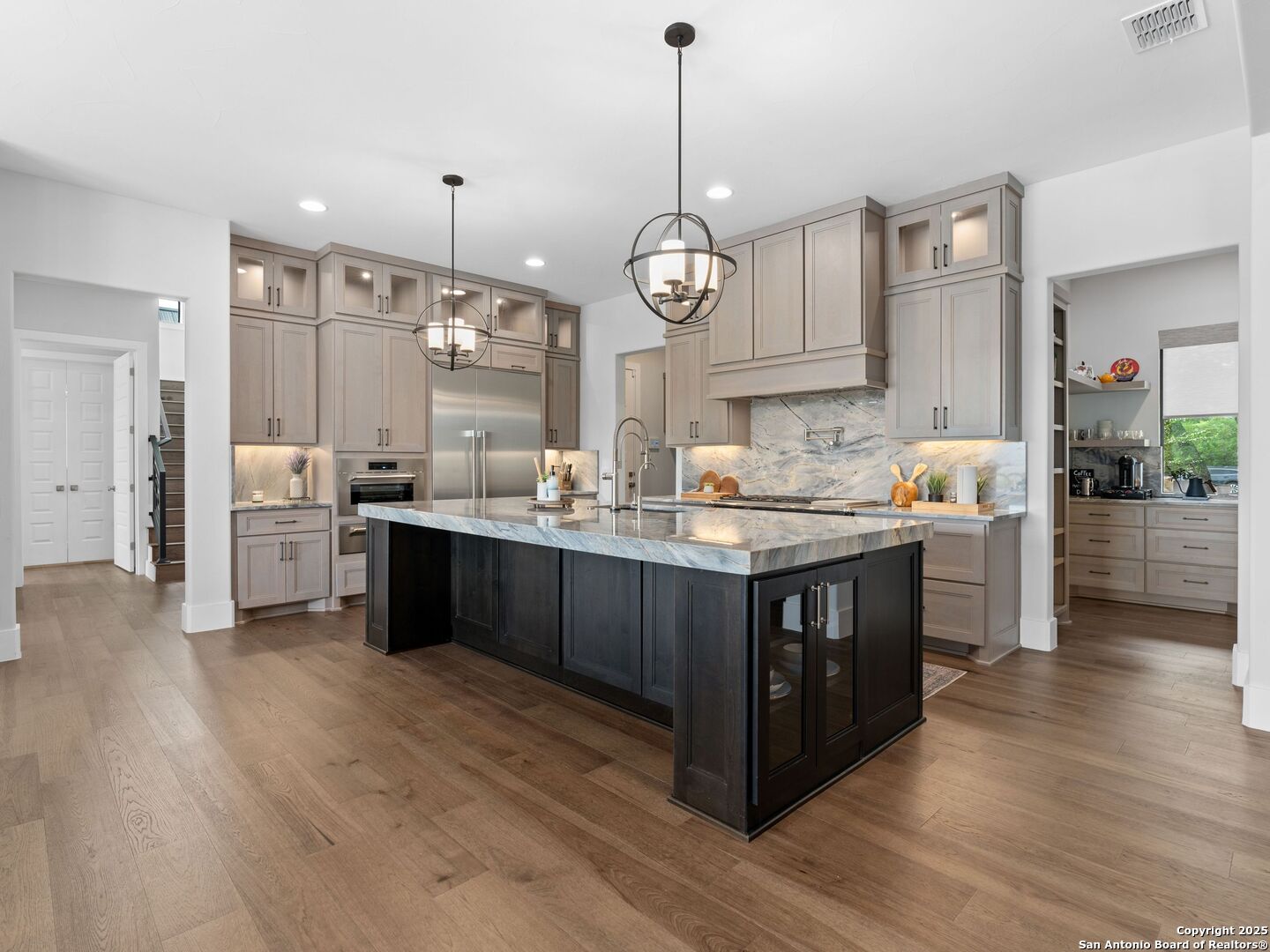 207 River Bend