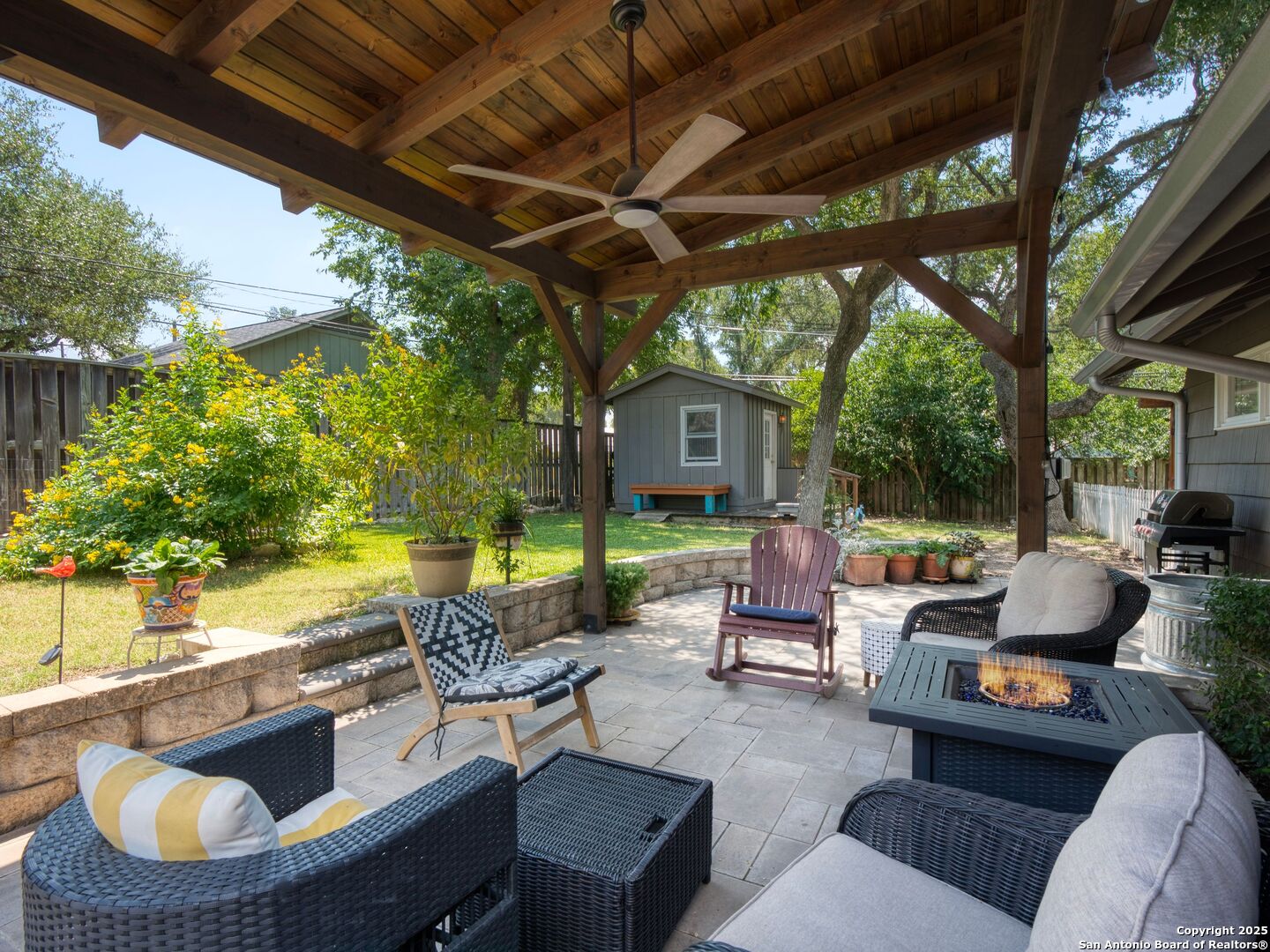 102 Alta Vista Dr