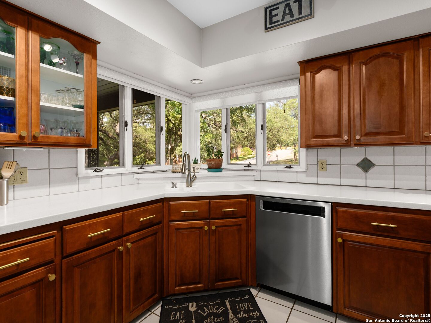 102 Alta Vista Dr