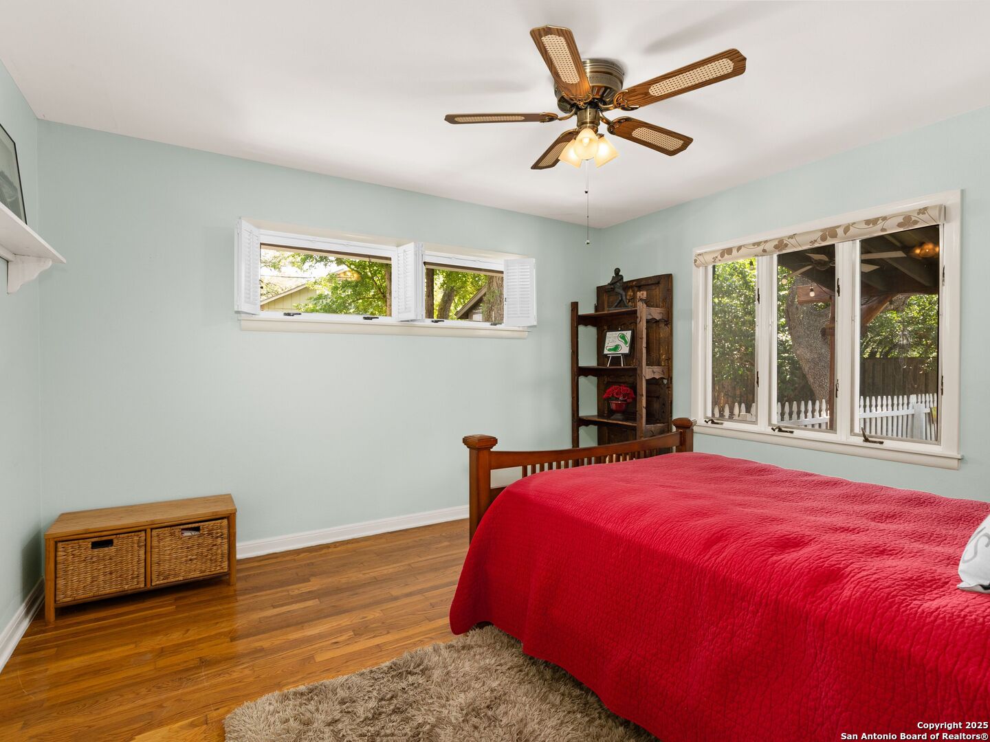 102 Alta Vista Dr