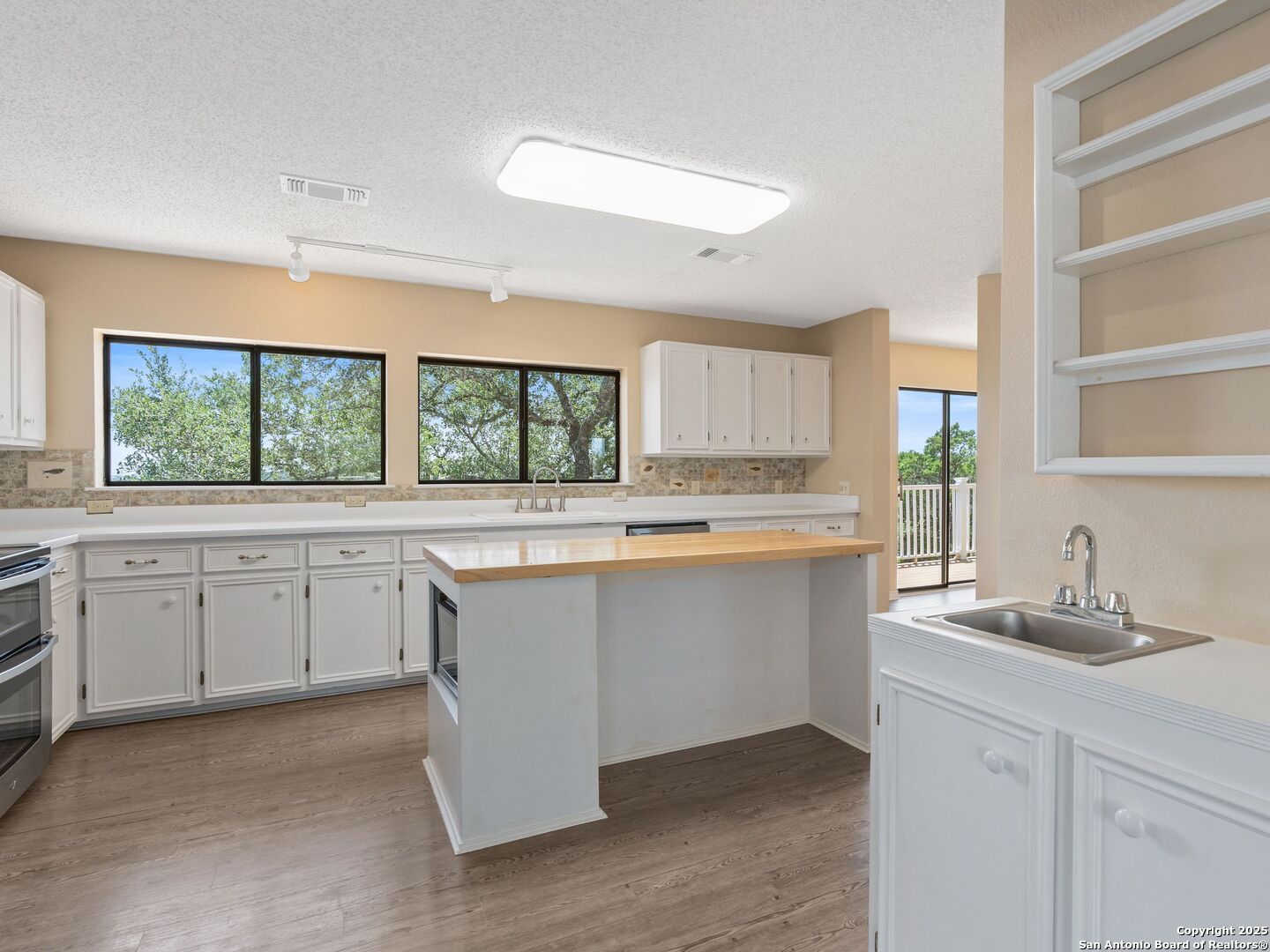 200 Cedar Park