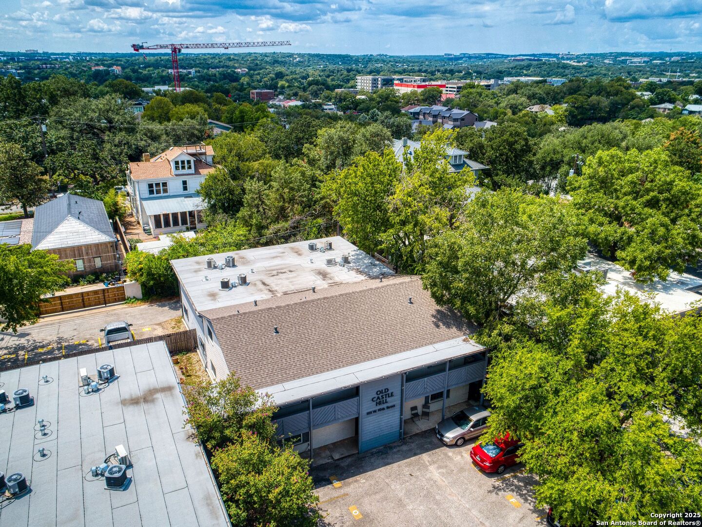 1111 W 10th Unit: APT 206
