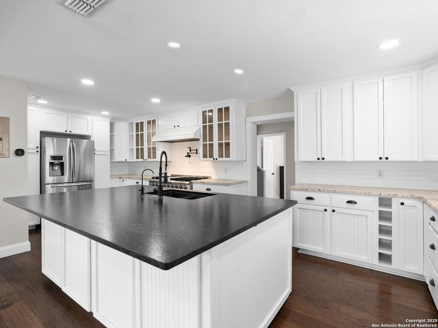 1364 Cedar Elm St