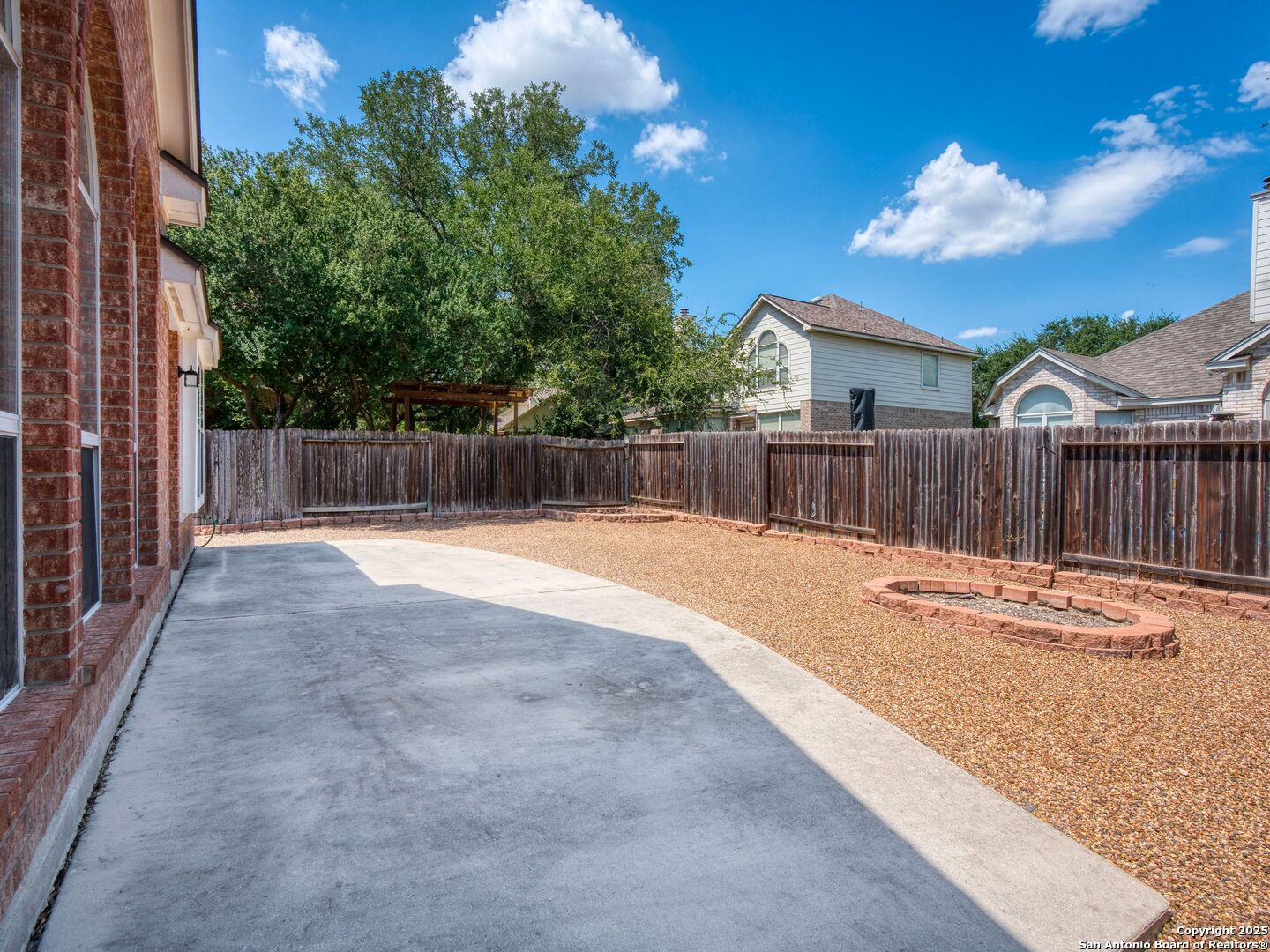 3921 Arroyo Sierra
