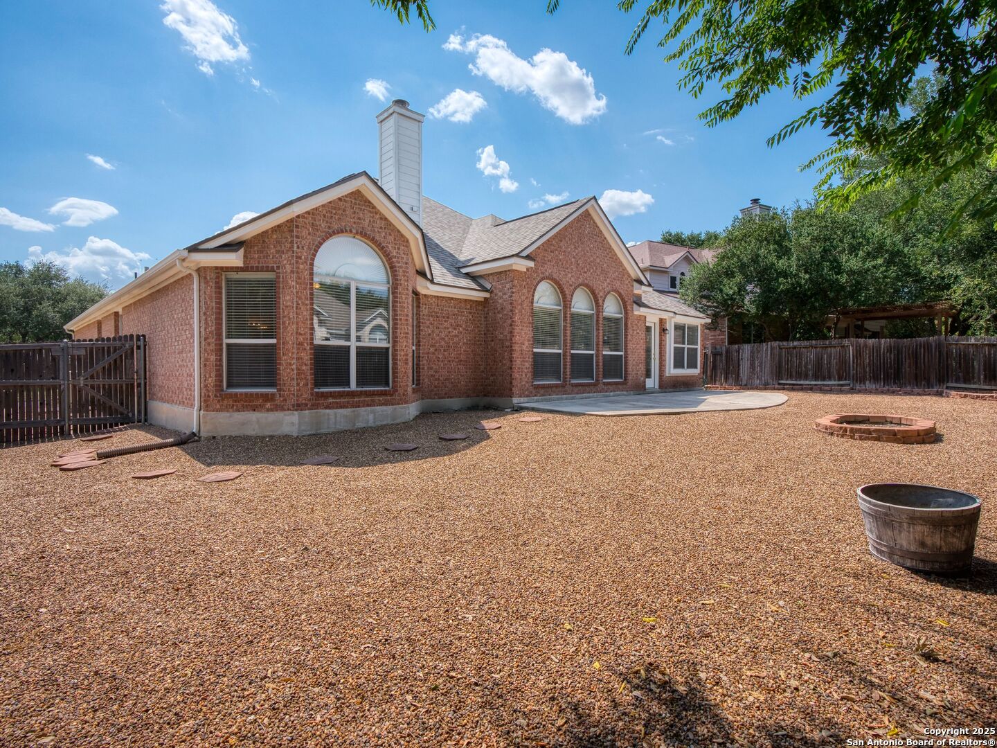 3921 Arroyo Sierra