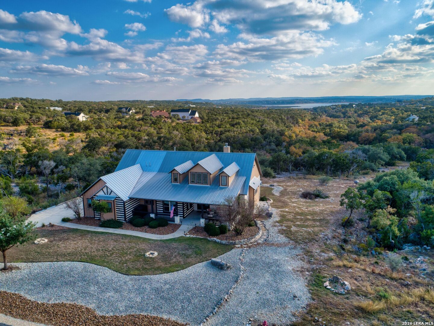 1651 Lake Ridge Blvd
