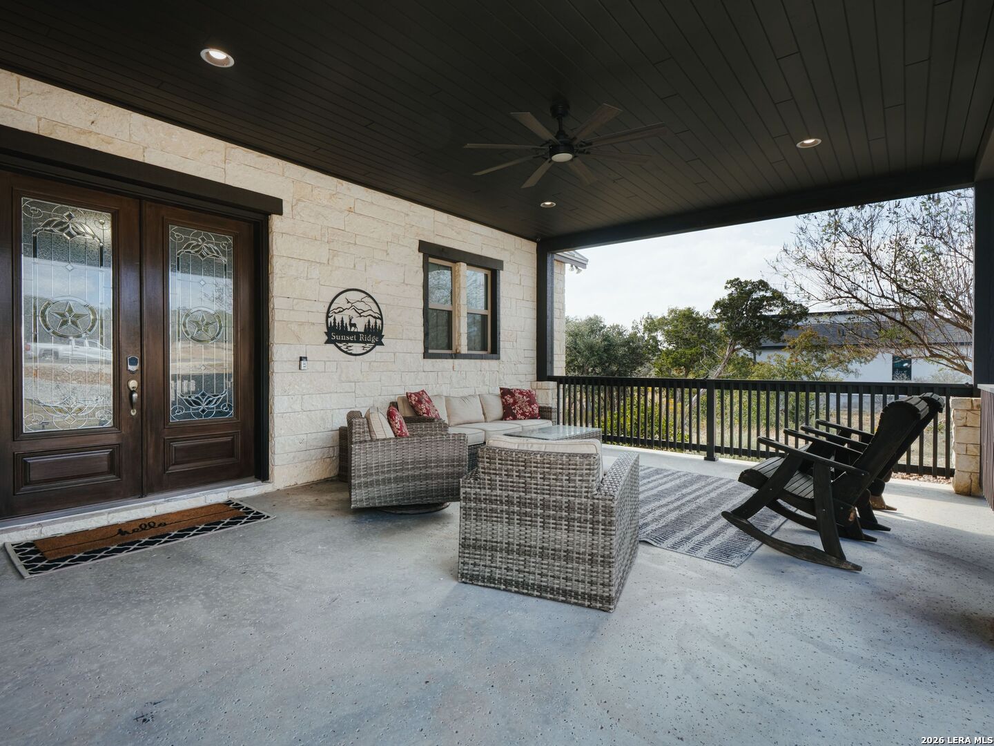 1651 Lake Ridge Blvd