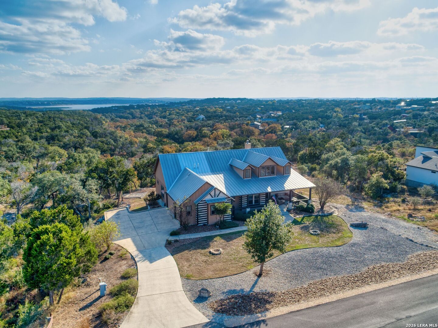 1651 Lake Ridge Blvd