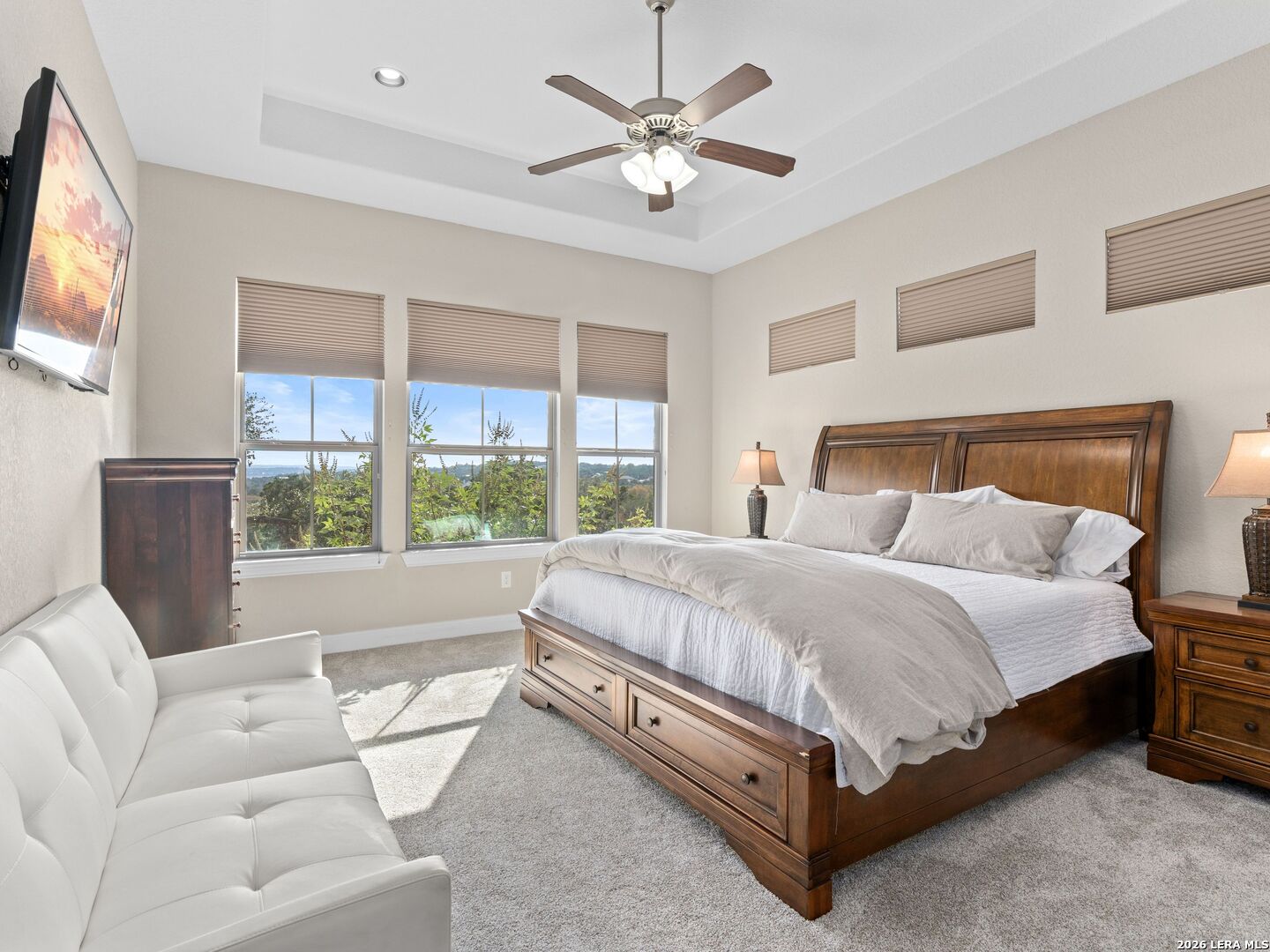 1651 Lake Ridge Blvd