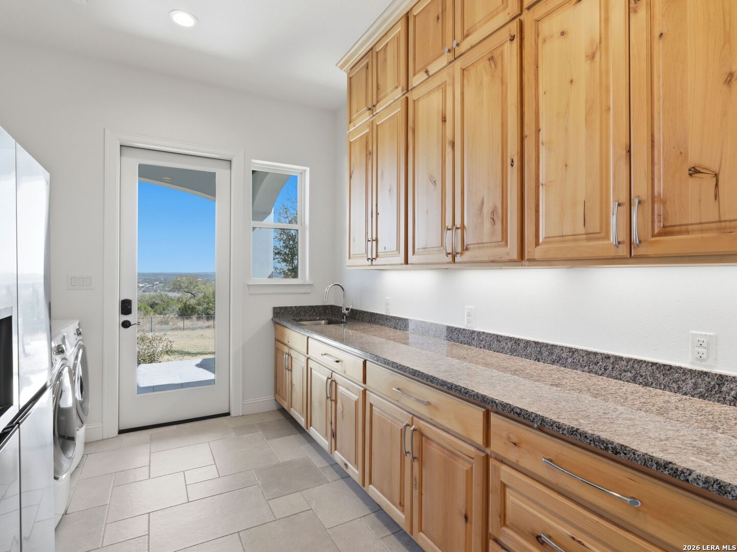 2144 Senora Ridge