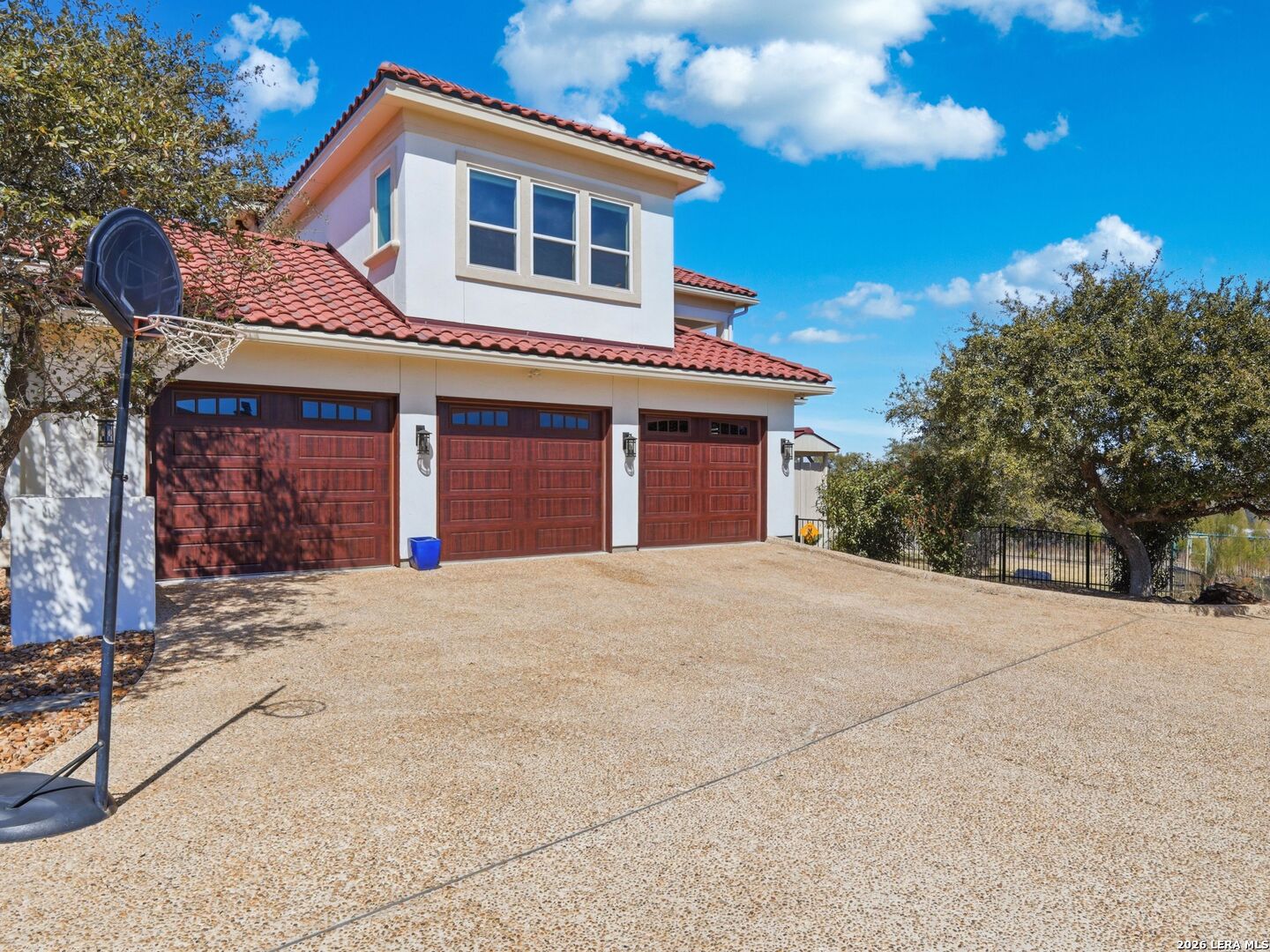 2144 Senora Ridge