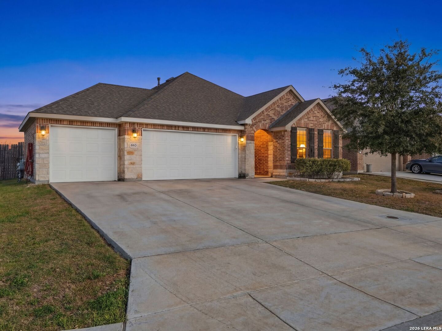642 Rusty Gate Way