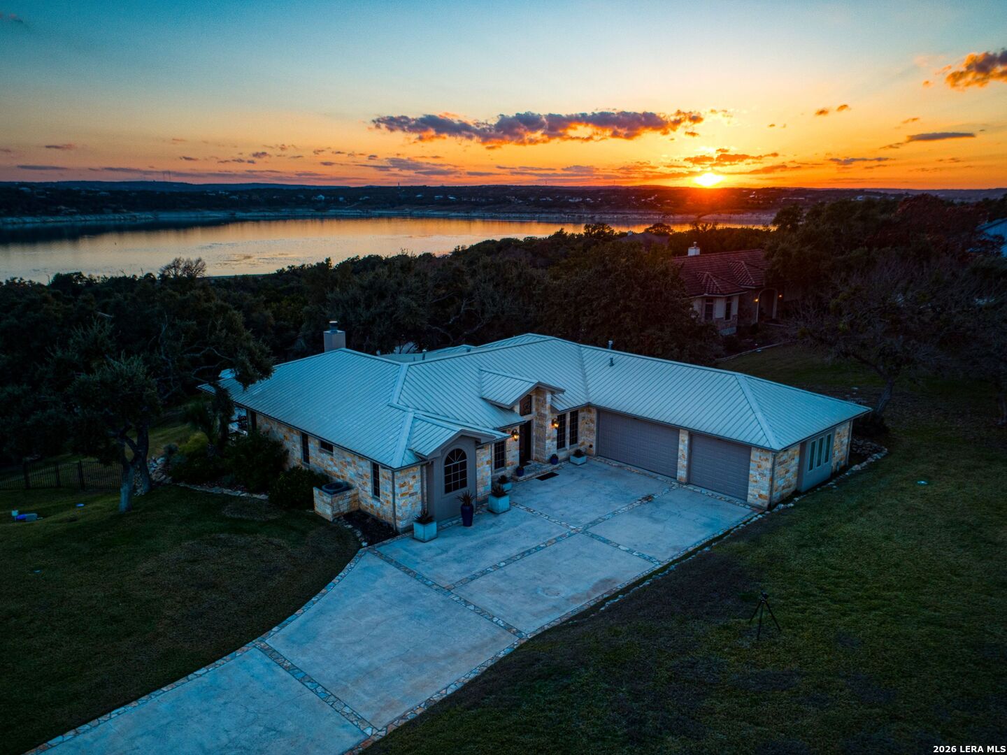 110 KINGSBURY