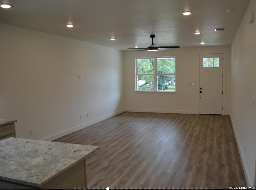 729 Canyon Bend