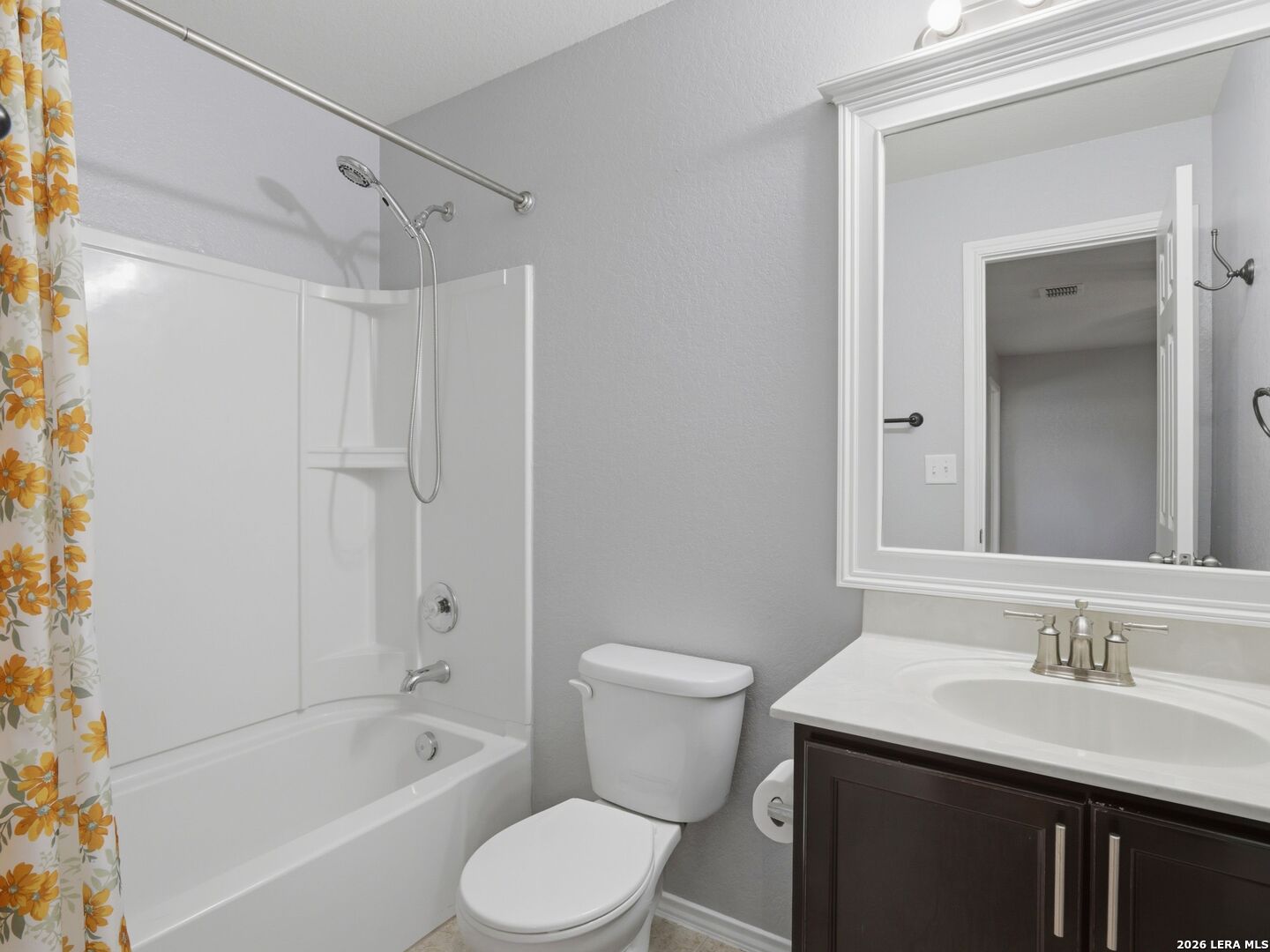 414 WALNUT CRST