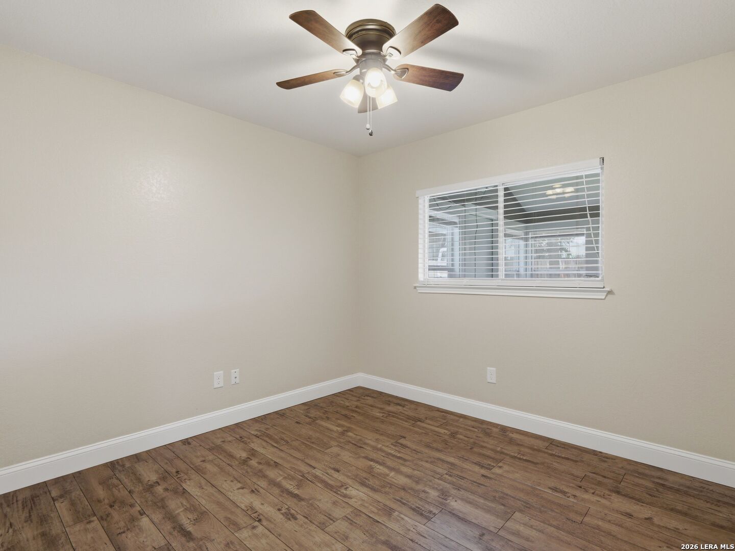 414 WALNUT CRST