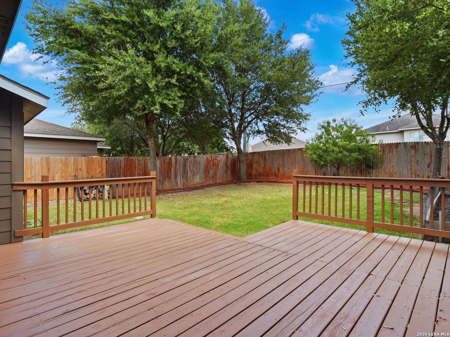414 WALNUT CRST