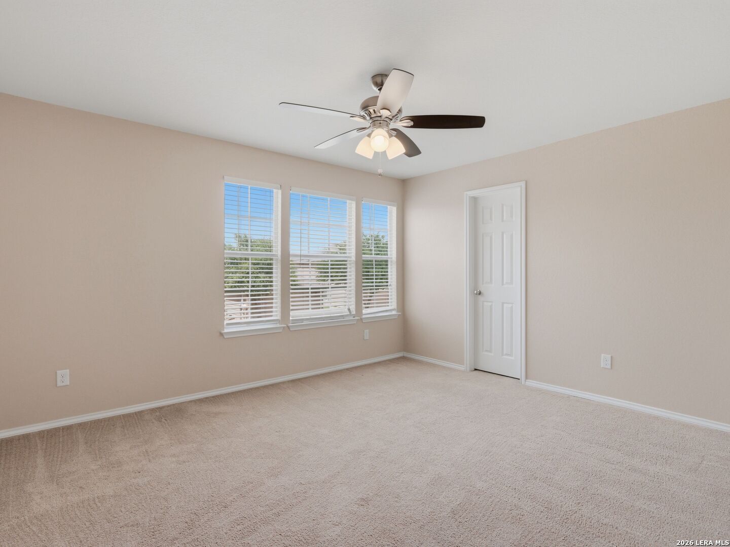 414 WALNUT CRST
