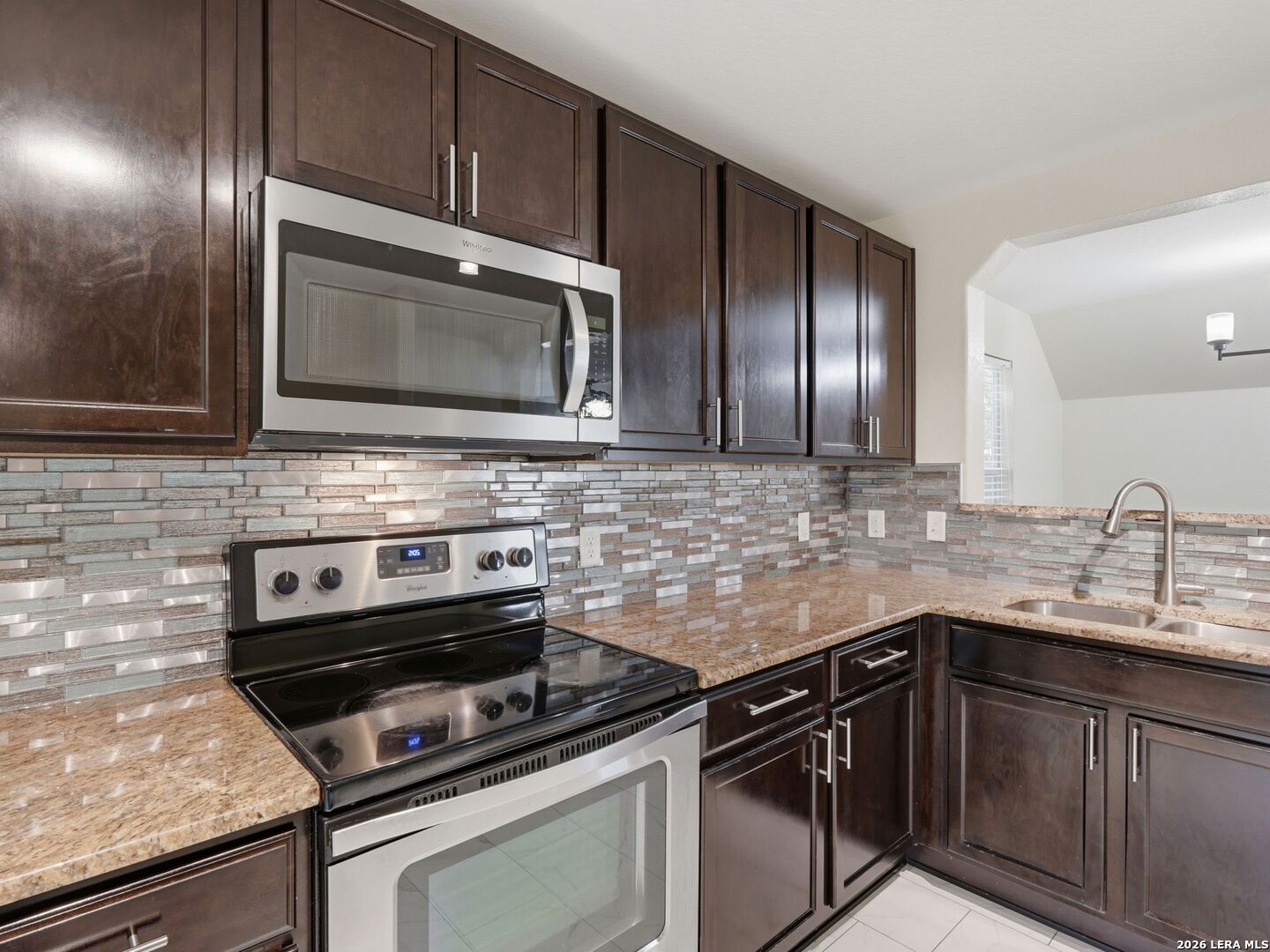 414 WALNUT CRST