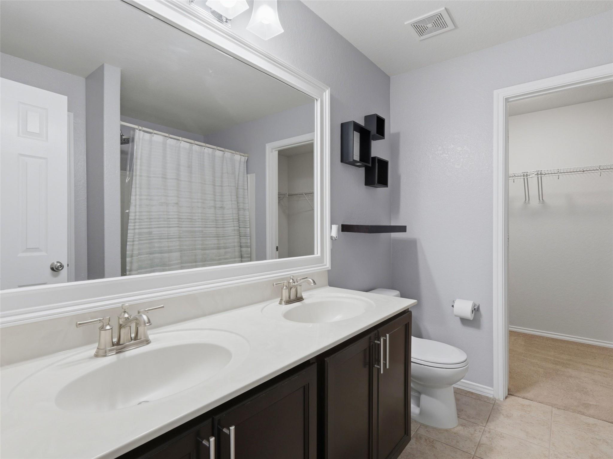 414 Walnut CRST