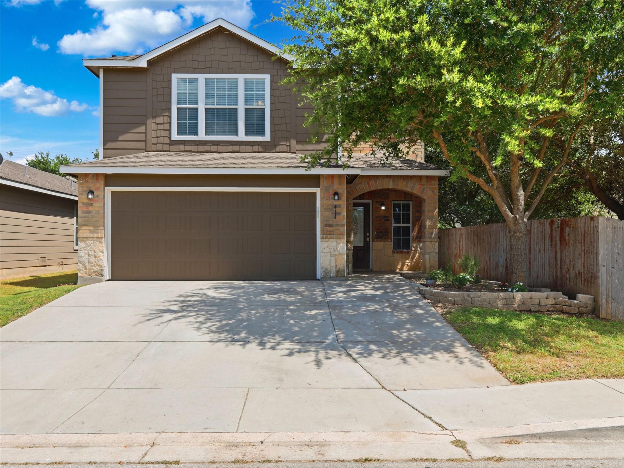 414 Walnut CRST
