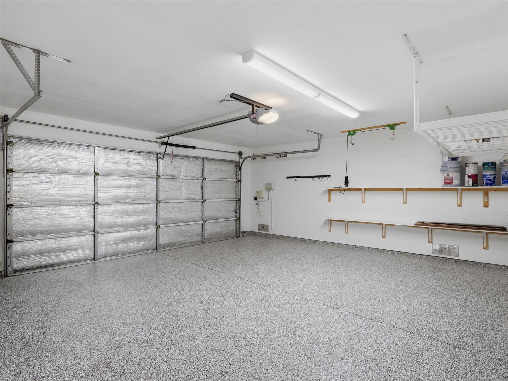 414 Walnut CRST