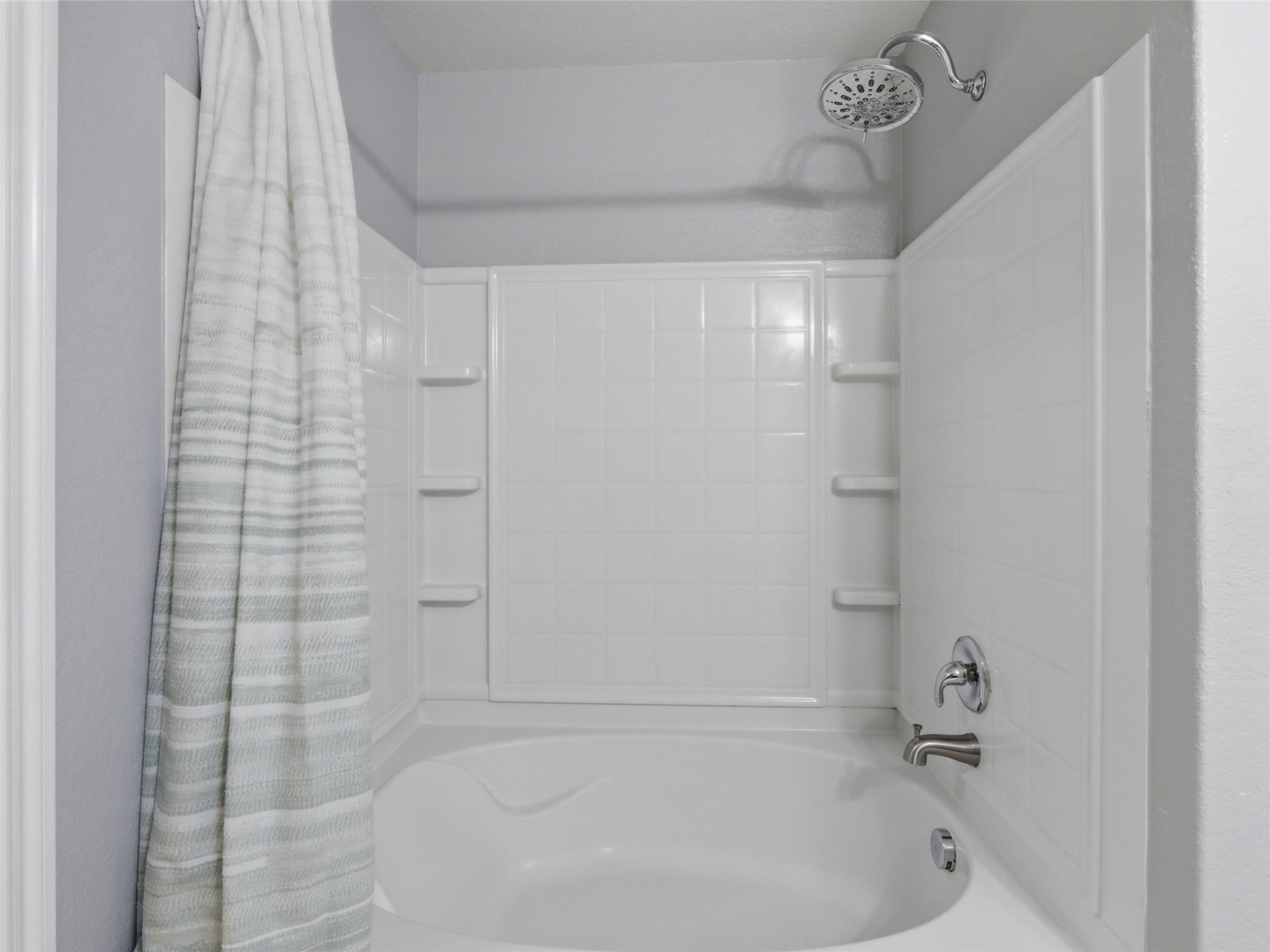 414 Walnut CRST