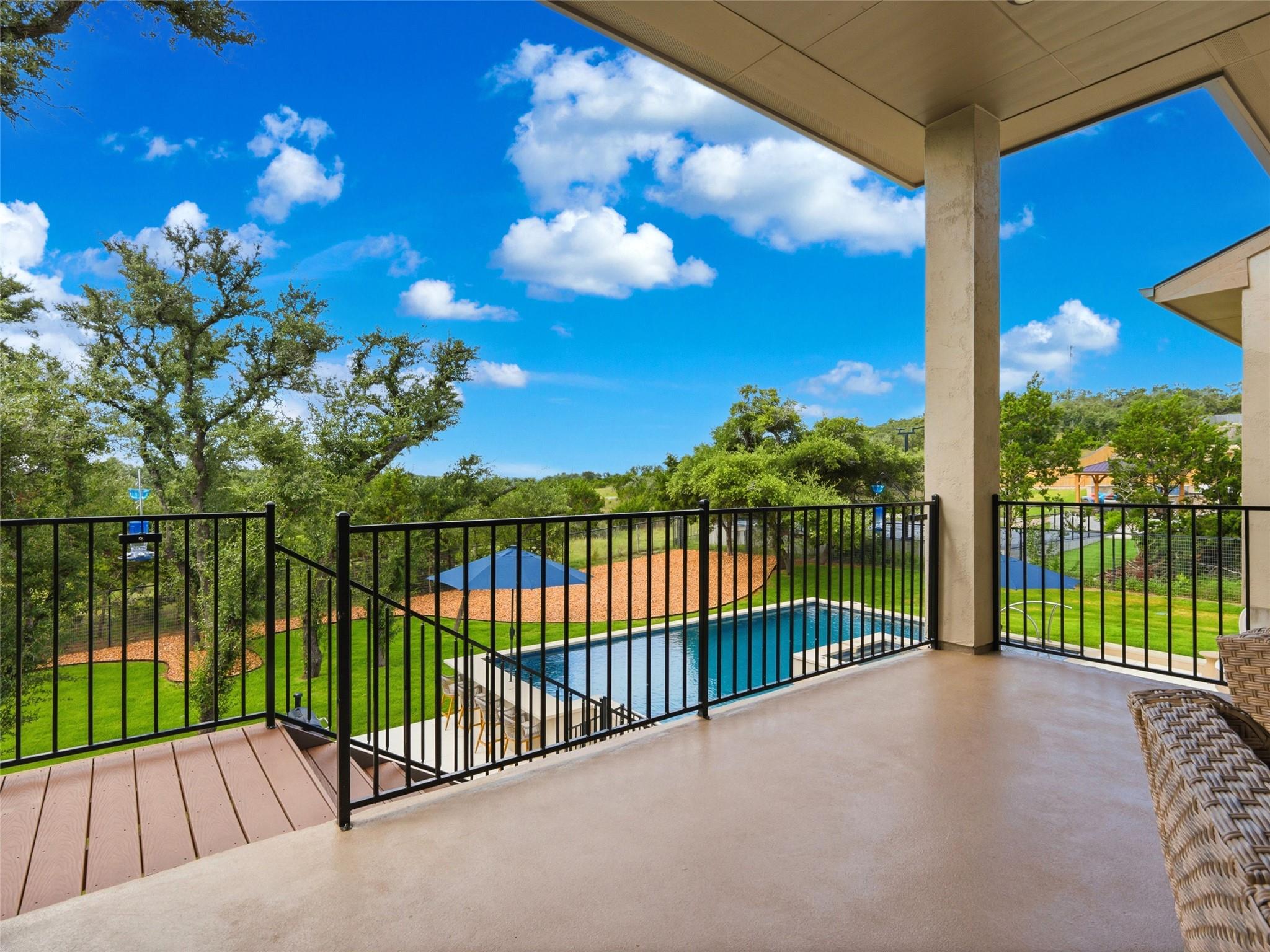 1404 Roxburg WAY