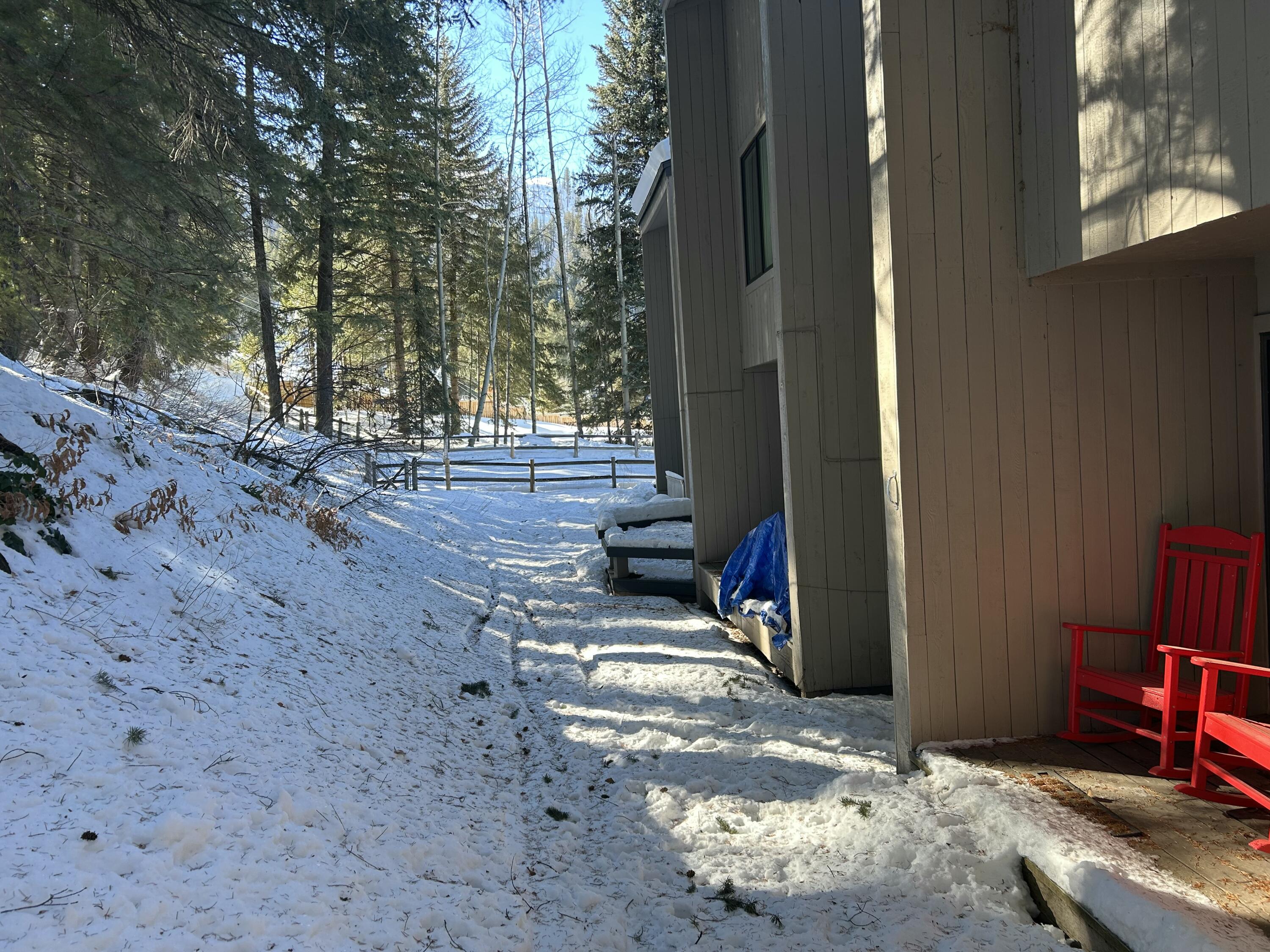 125 Picabo St F7