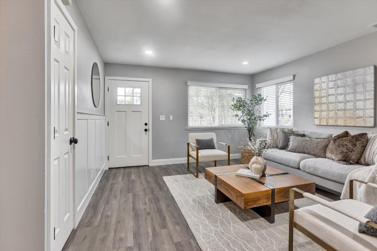 7412 Larchmont Drive