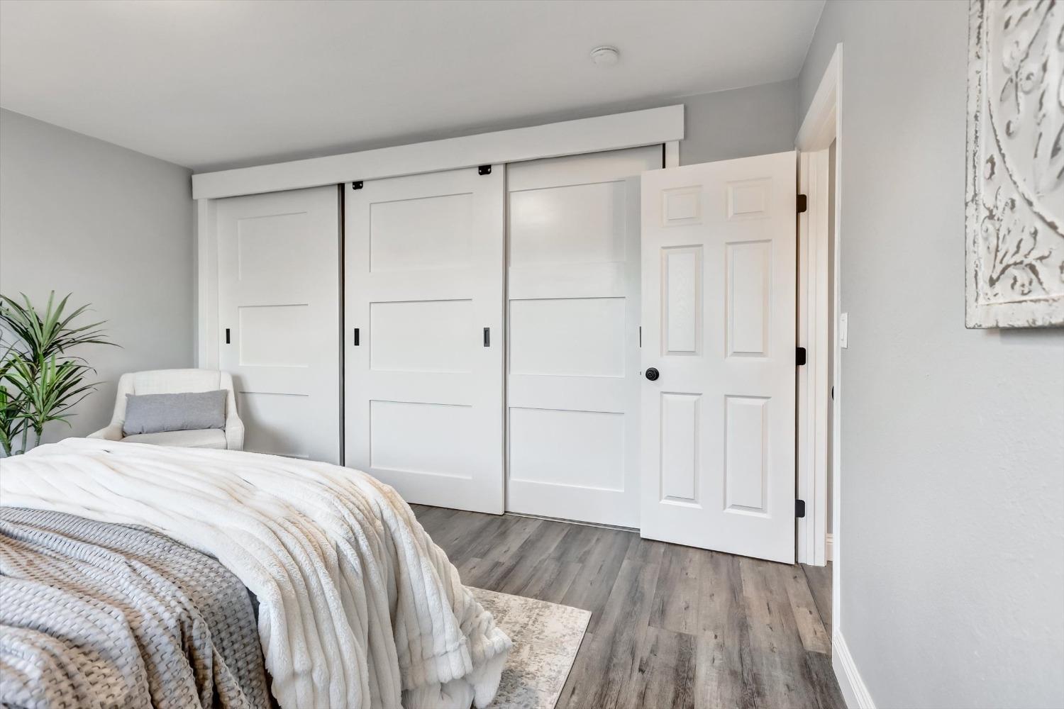 7412 Larchmont Drive