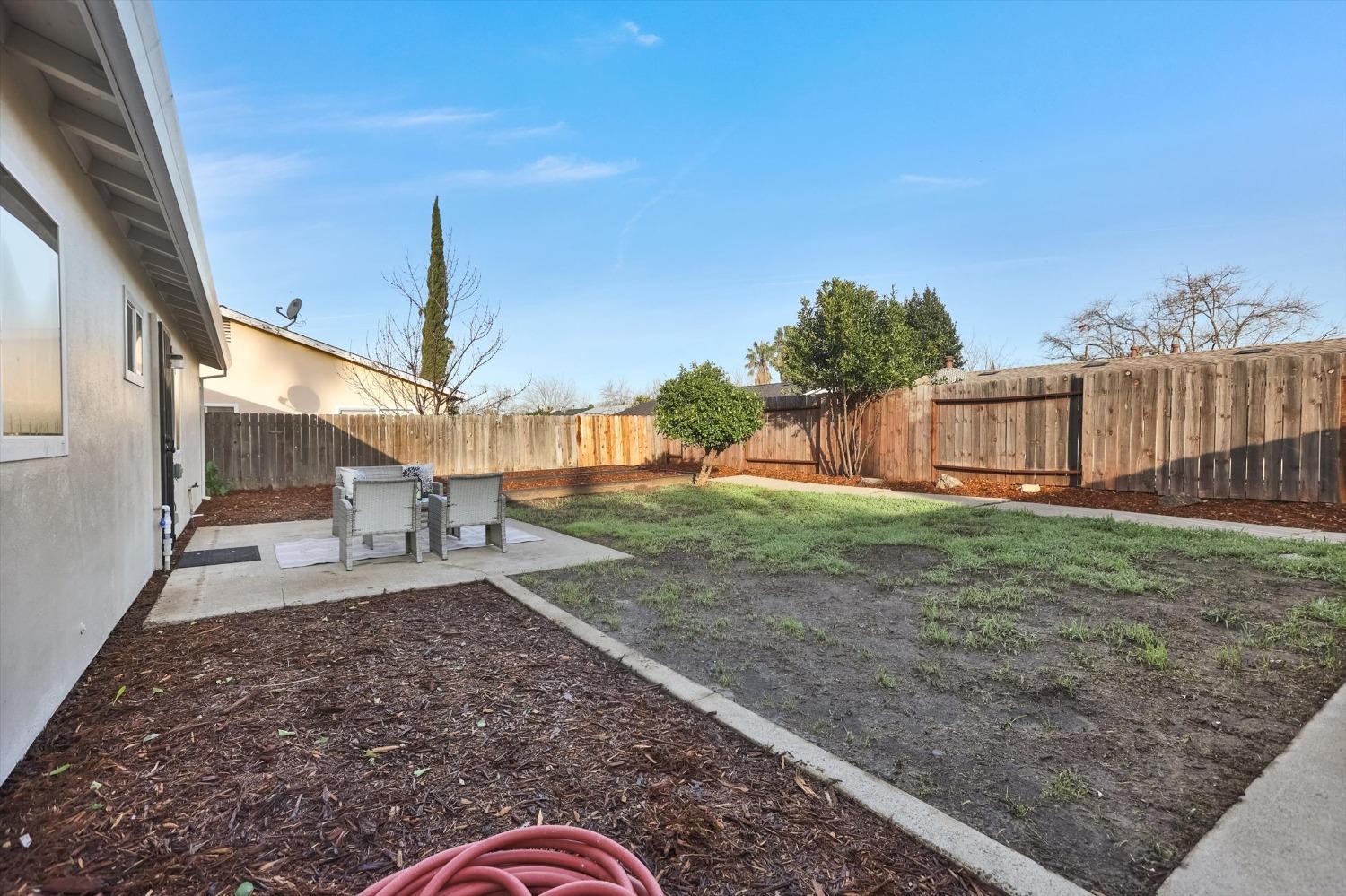 7412 Larchmont Drive