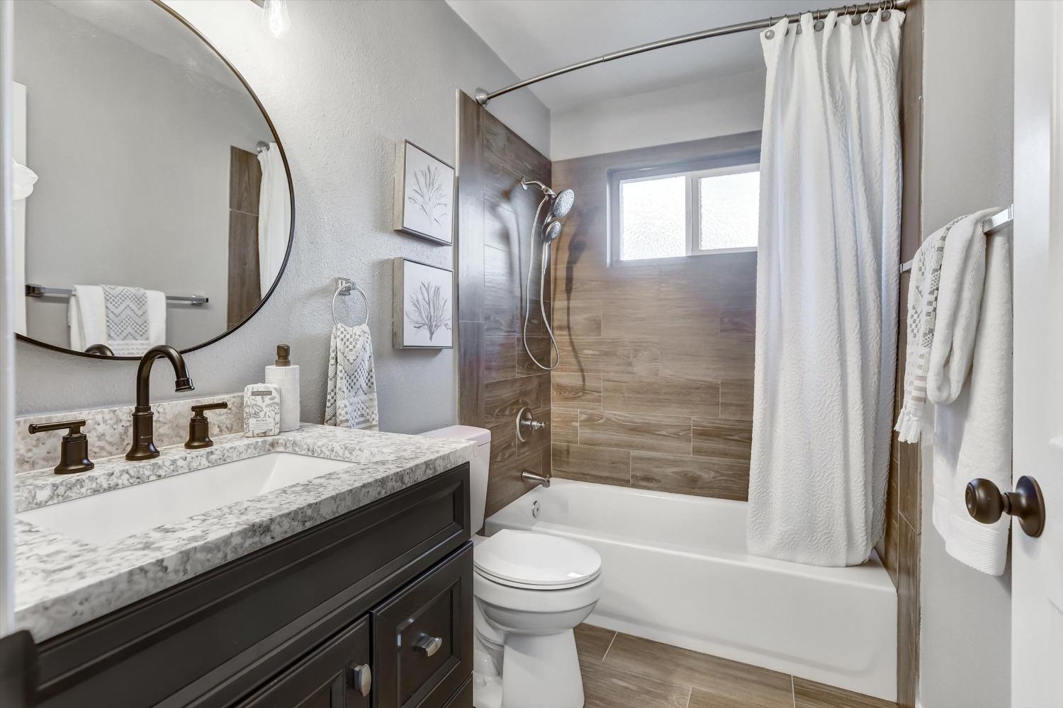 7412 Larchmont Drive