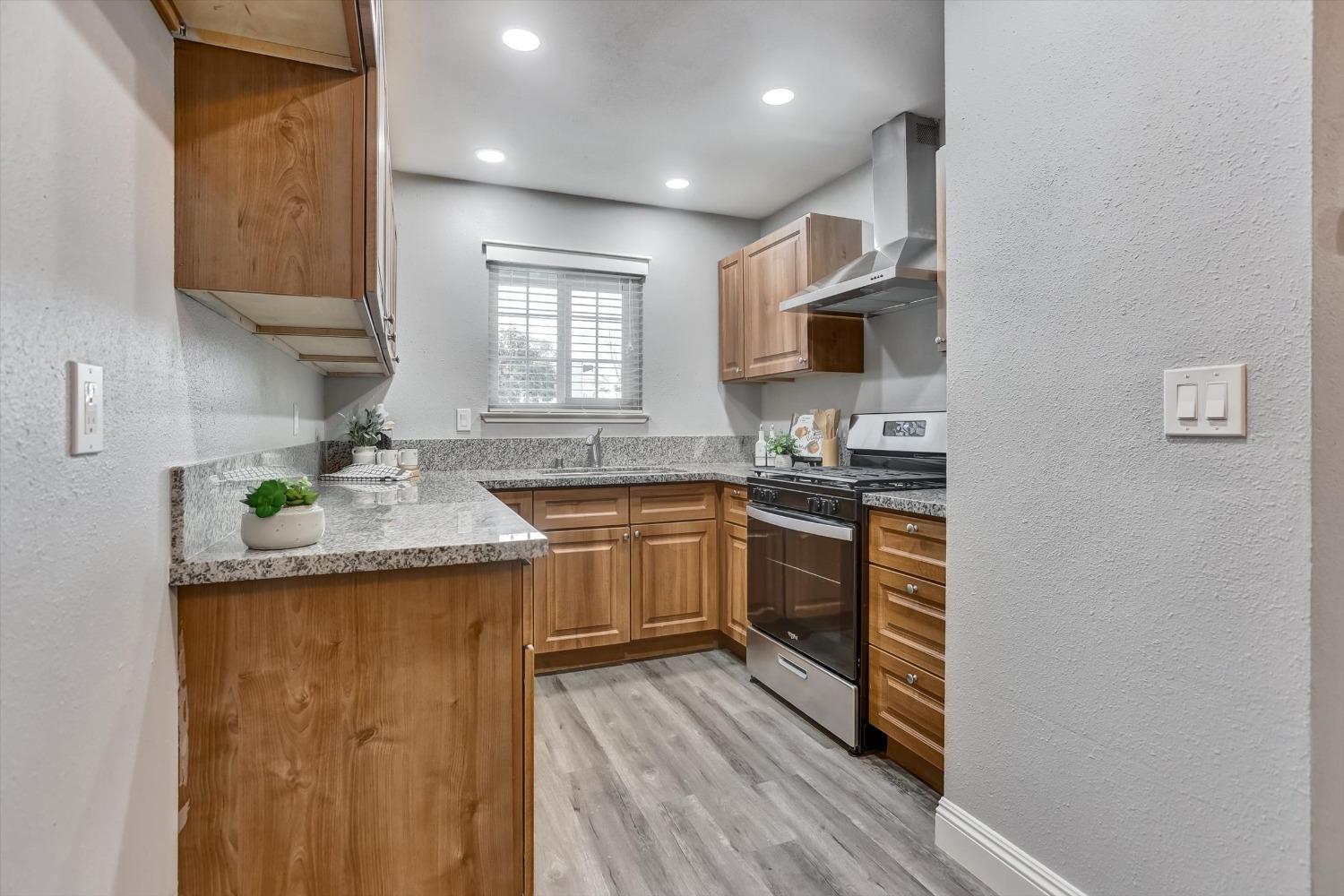 7412 Larchmont Drive