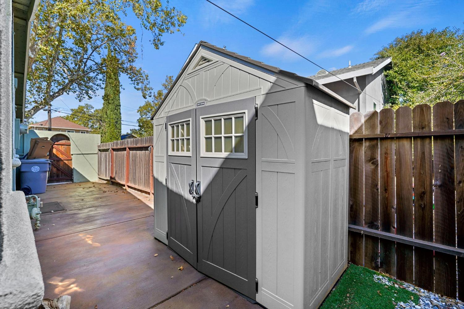 2655 Franklin Boulevard