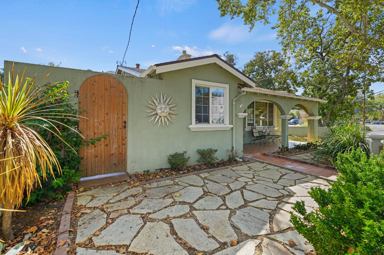 2655 Franklin Boulevard