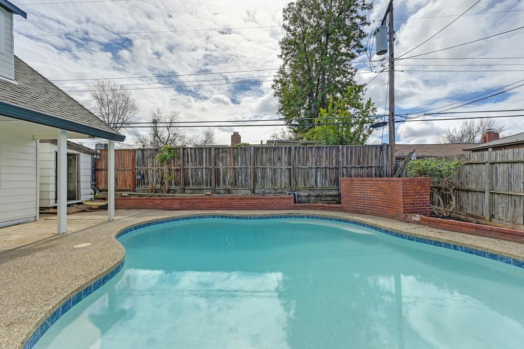 6418 Templeton Drive