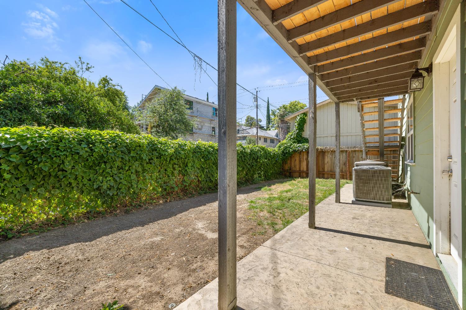 2211 11th Street