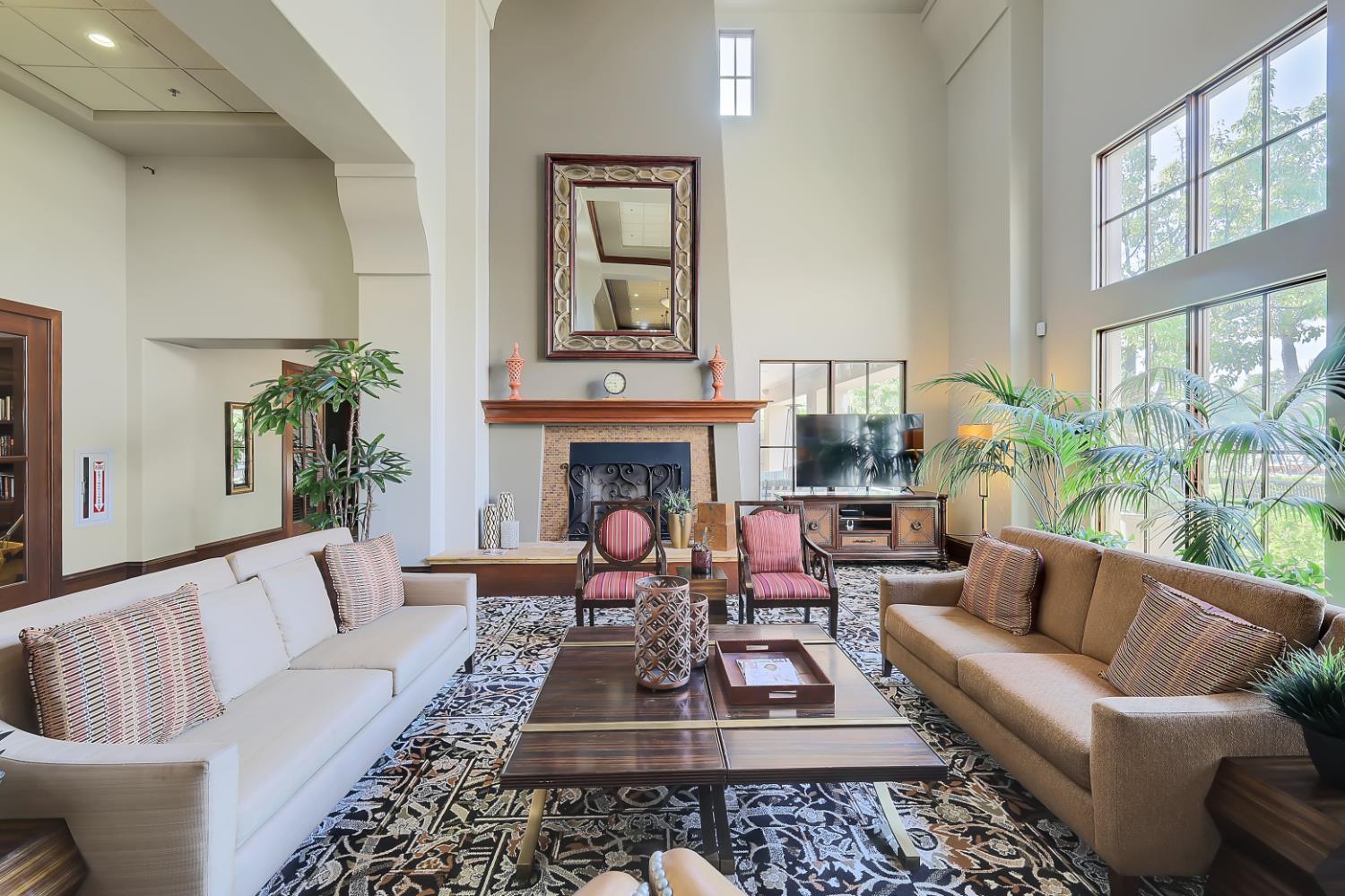 470 Pelican Bay Circle