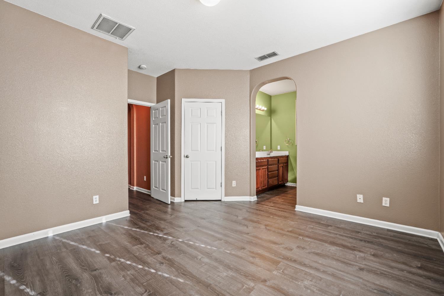 429 Arlingdale Circle