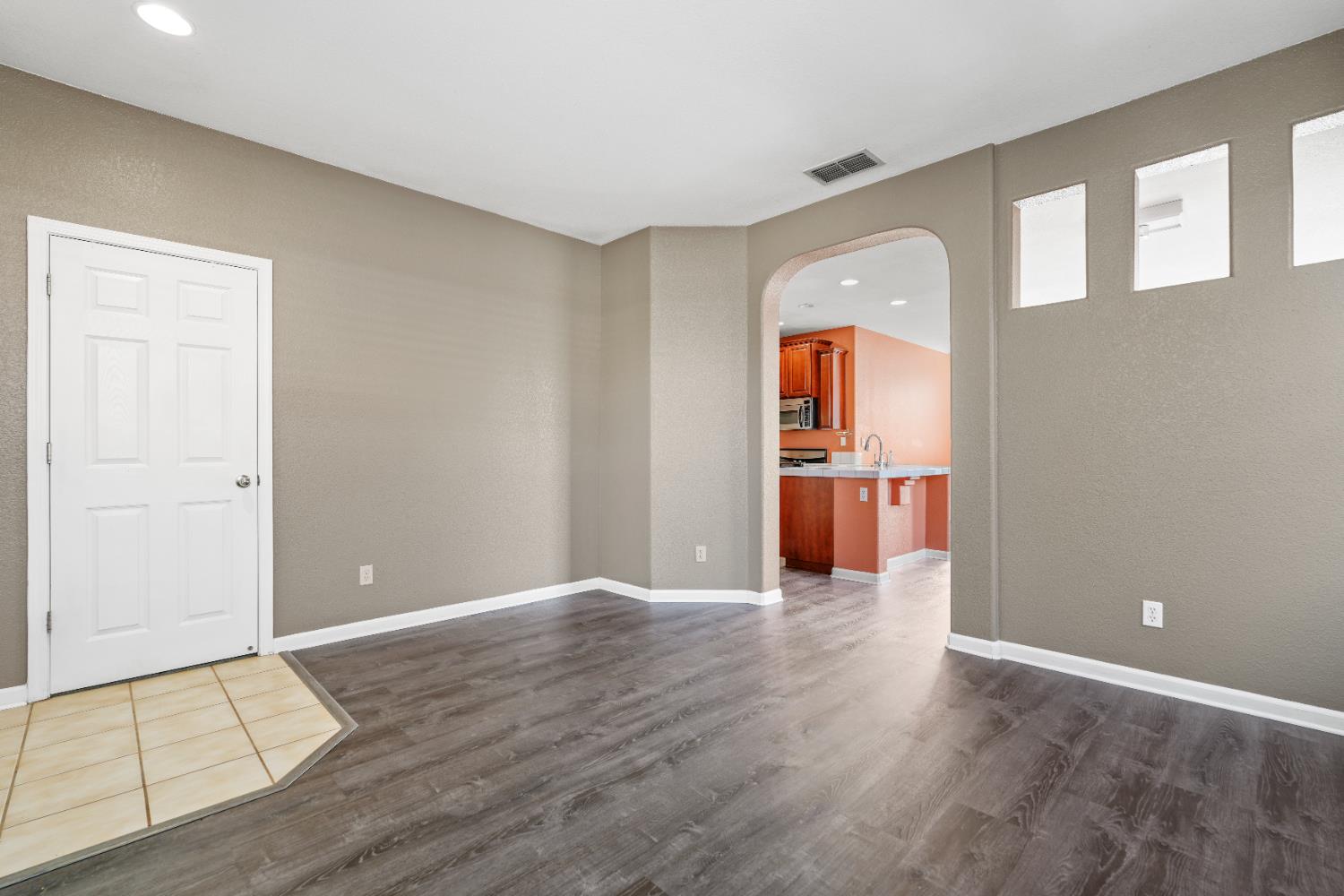 429 Arlingdale Circle